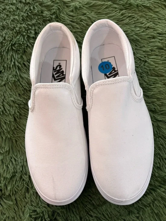 Vans Women's White Platform Slip-On Sneakers with Gum Sole - Picture 3 of 6